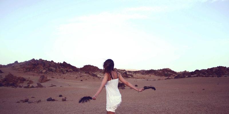 盐城全屋定制柜类板材怎么选？深度解析颗粒板、多层板、欧松板、生态板在本地潮湿气候下的真实表现